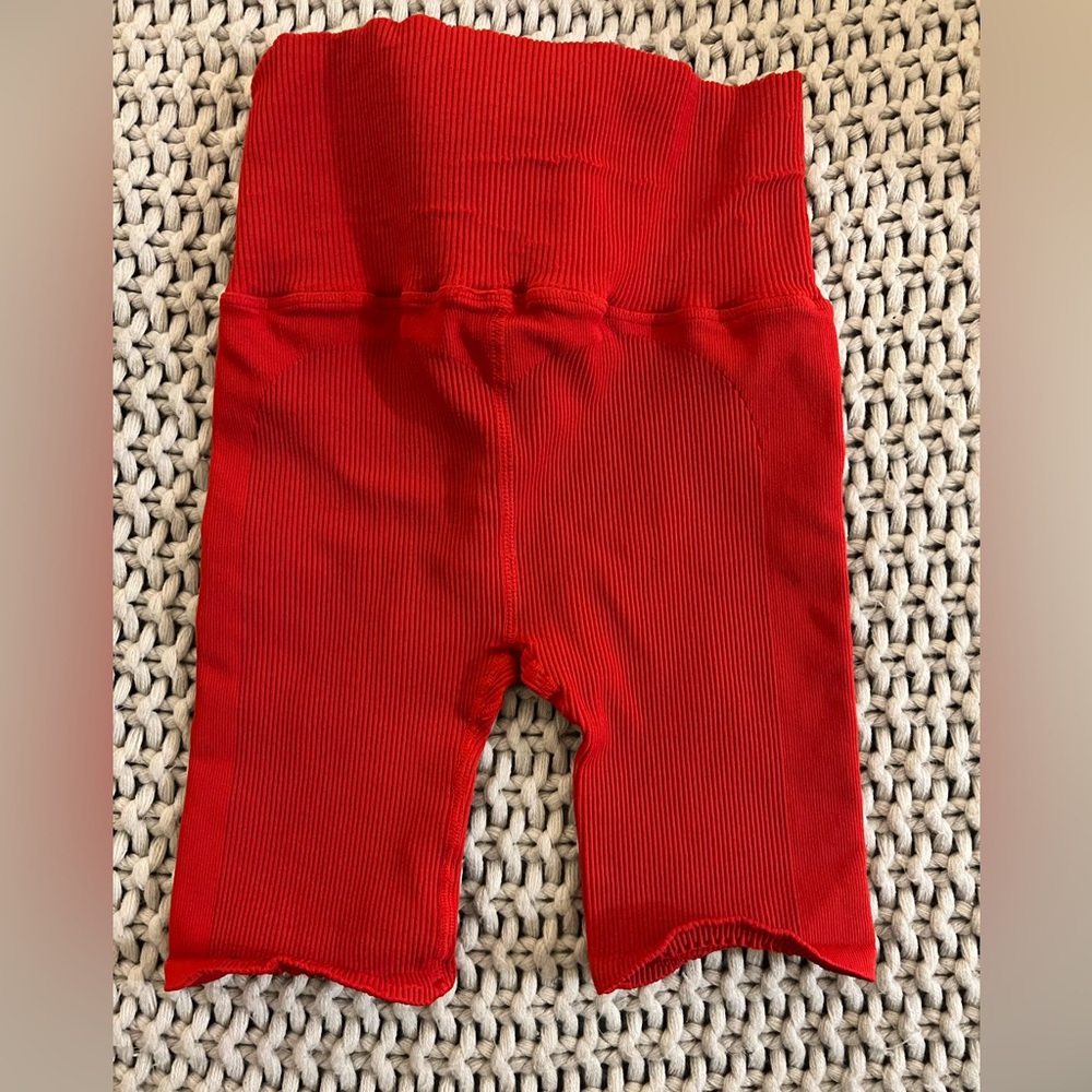 NWOT Free People Movement Biker Shorts - Picture 4 of 5
